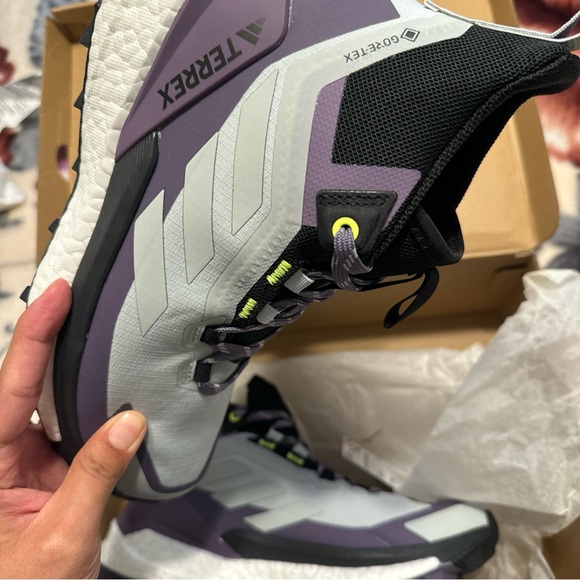 NWT Adidas Terrex Free Hiker 2 Gtx Women’s 8 Hiking shoes Purple Gray - Picture 14 of 16